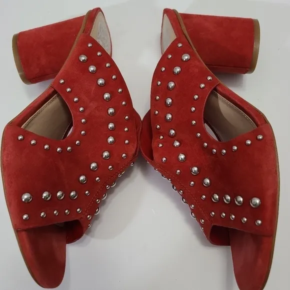 Vince‎ Camuto Jorlyn Stacked Heeled Red Sandal Size 8
