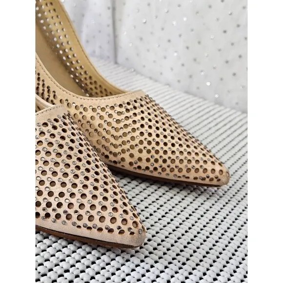 Vince Camuto Women's Diamond Pointed Toe Heels Stiletos Nude Leather Shoes 9M