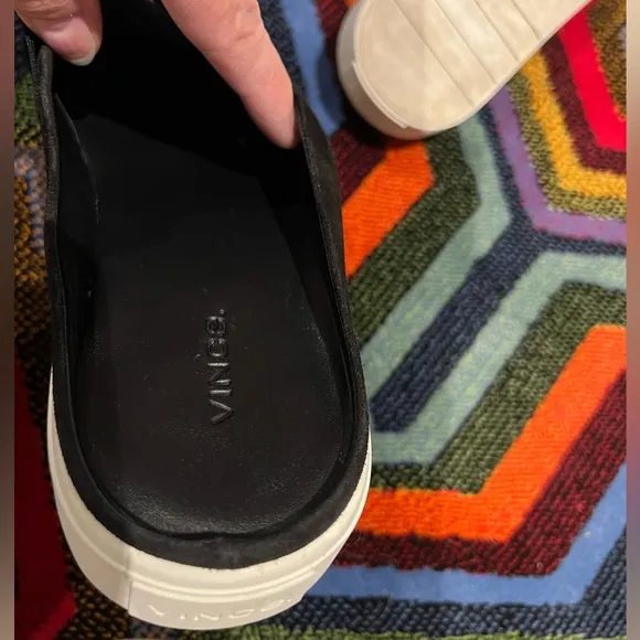 VINCE Slip On Mules in Black Suede, 10M, EUC