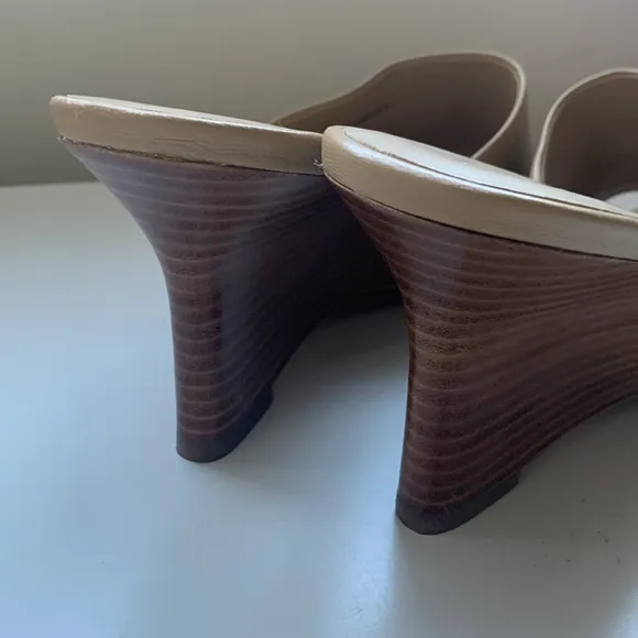 Vince Tan Leather Open Toe Mules Size 41