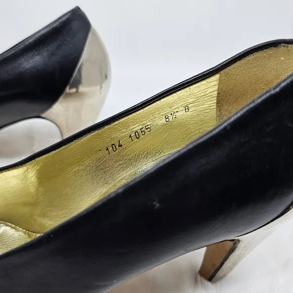 Vintage 1980's Walter Steiger metal back cap pointed closed toe black heels 8.5
