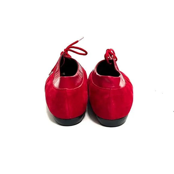 Vintage 1980s women’s lipstick red suede lace up pointed toe oxfords