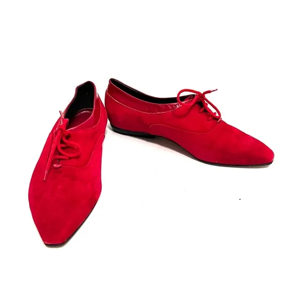 Vintage 1980s women’s lipstick red suede lace up pointed toe oxfords