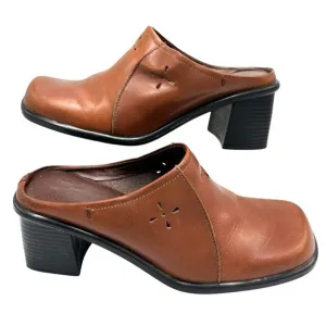 Vintage 90s Y2K Predictions Sz 6 Square Toe Laser Cut Leather Chunky Heel Mules