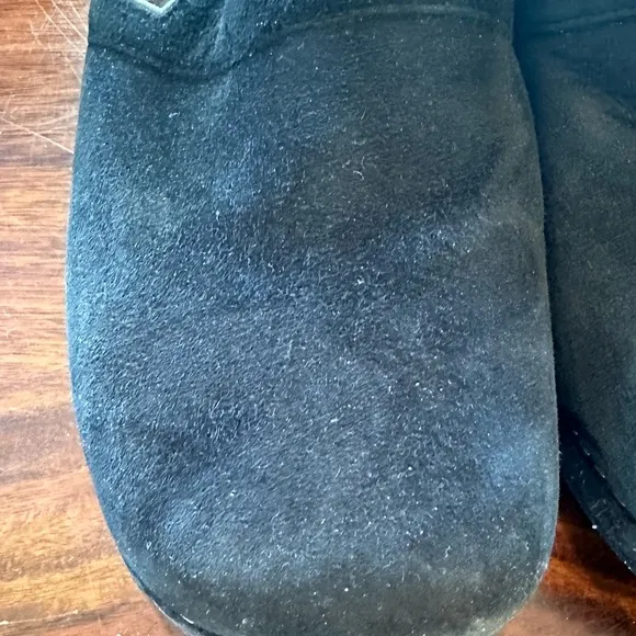 Vintage Chanel black suede mules/clogs 2004 in used condition size 39