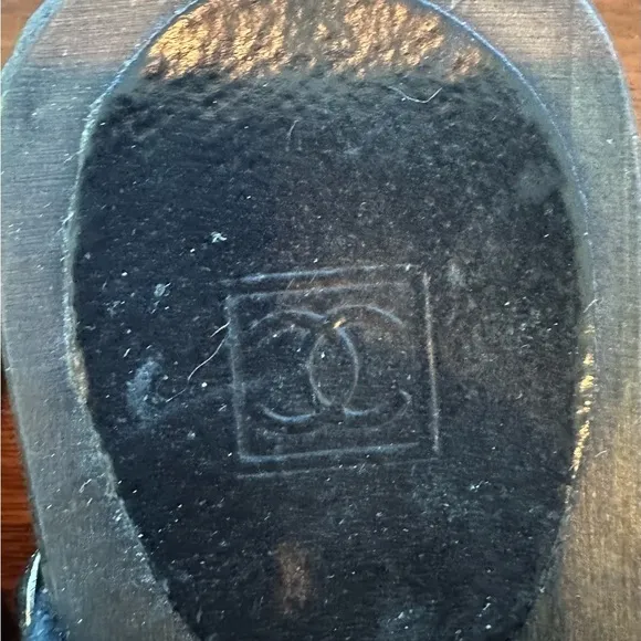 Vintage Chanel black suede mules/clogs 2004 in used condition size 39