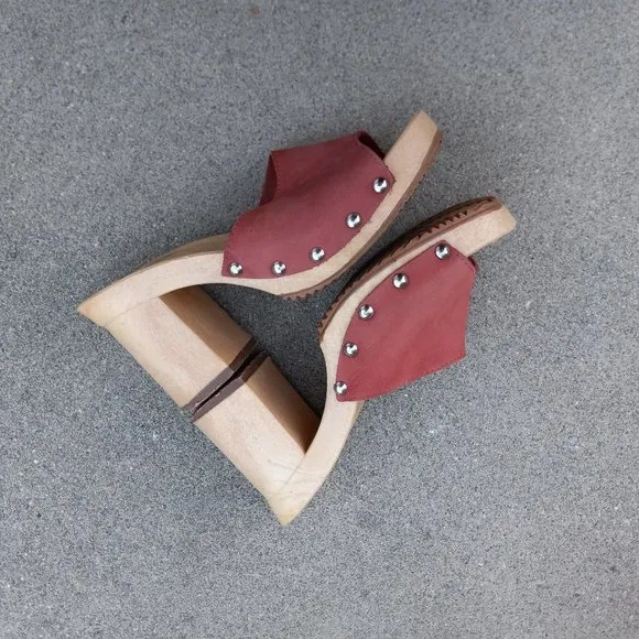 Vintage Studded Heeled Mules