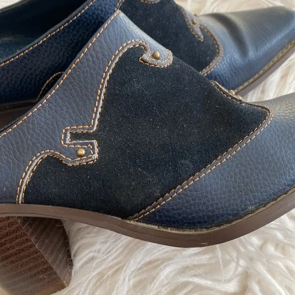 VINTAGE Western genuine leather mules