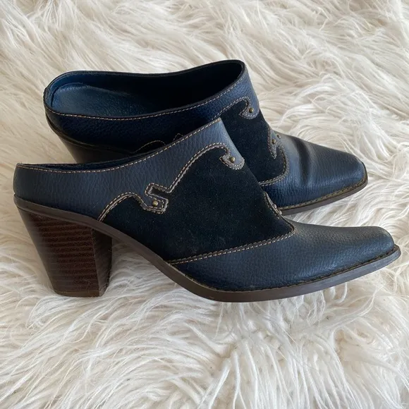 VINTAGE Western genuine leather mules