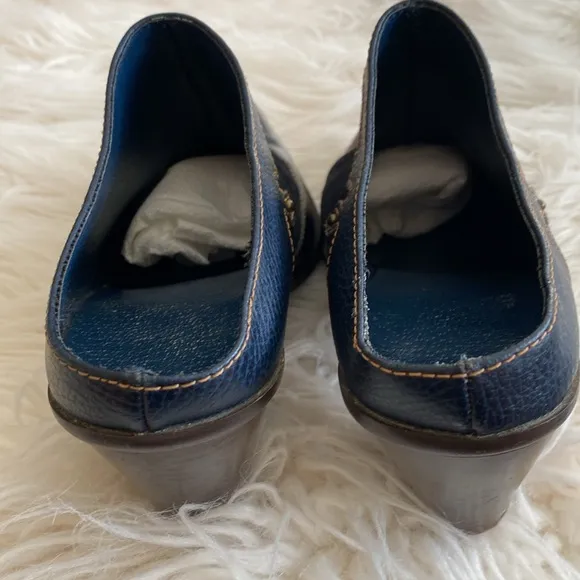 VINTAGE Western genuine leather mules
