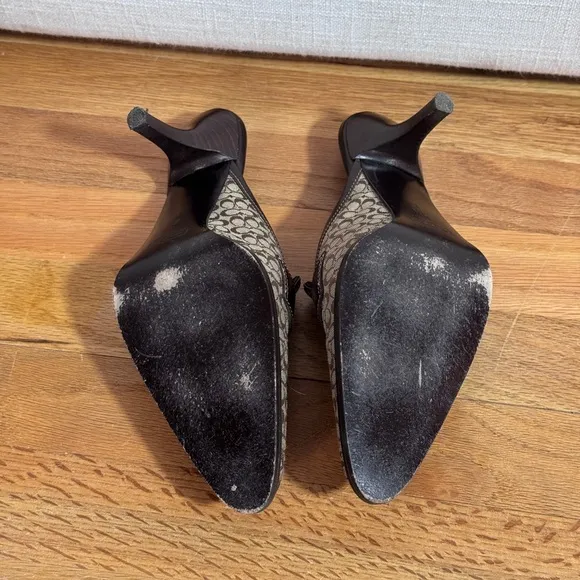 Vintage Y2K Coach Pointy Toe - KittenHeel Mules LOGO Size 7 1/2 B