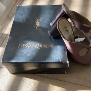 Vintage Yves Saint Laurent patty open toe mule heels size 7.5