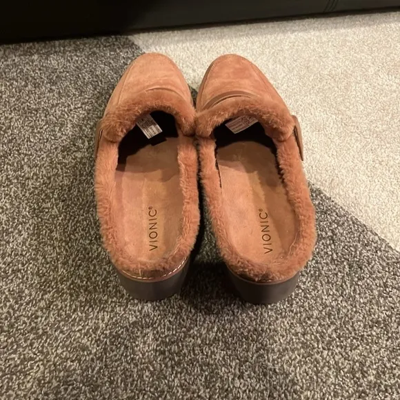 Vionic Kailen Faux Fur Shearling Toffee Genuine Suede Mules - 11 (super clean)