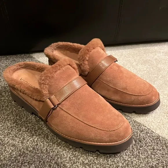 Vionic Kailen Faux Fur Shearling Toffee Genuine Suede Mules - 11 (super clean)