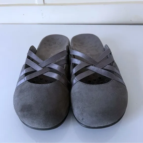 VIONIC Rest Claire Mary Jane Mule Gray Women`s size 7