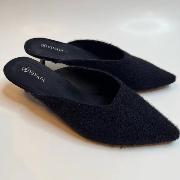VIVAIA Pointed Toe Black Fuzzy Heeled Mules