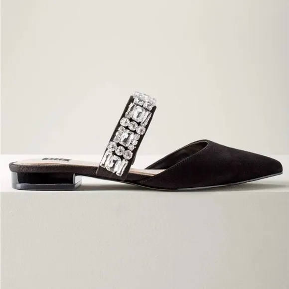 White House Black Market Pointy Toe jeweled Mules Black Size 6