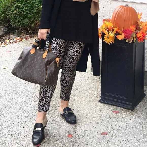 ❤️‍🔥WIDE FRIENDLY STEVE MADDEN LEATHER MULES