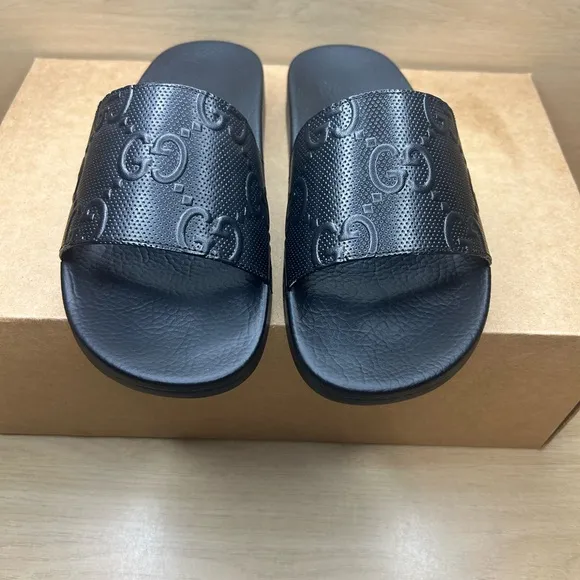 Women’s Auth Gucci GG Slide Sandals Size 8.5/9 Euro 39 Demetra Black