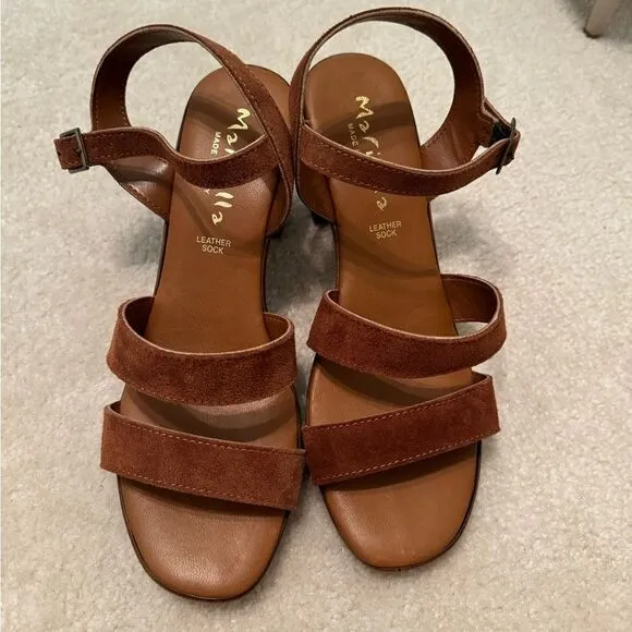 Women’s Brown Strappy Chunky Heels Sz 8