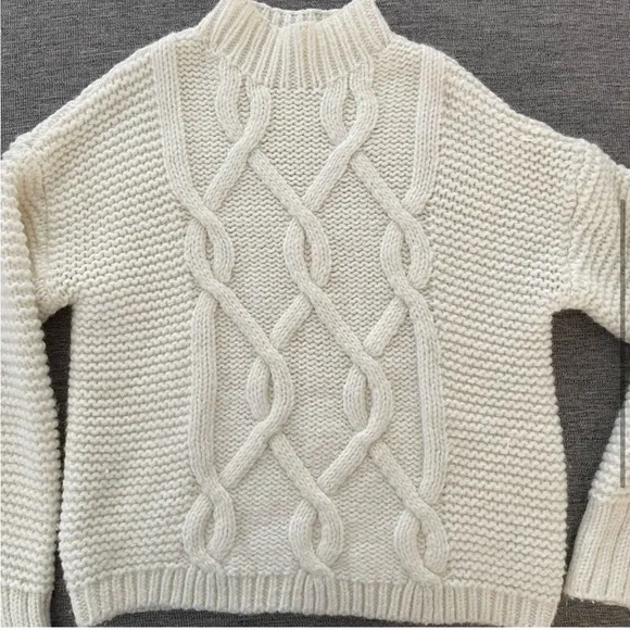 Women's GAP Wool Alpaca Cream Chunky Neutral Cable Knit Sweater