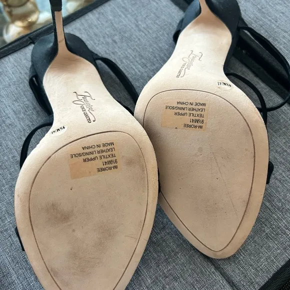 Women’s Vince Camuto Black Stiletto Satin Heels -  NWT - Sz 9.5