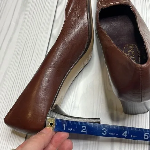 Y2K vintage Mugnai Pointed Toe low heels brown size 6