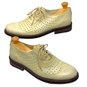 YMC YOU MUST CREATE‎  PFA 15 Cream Perforated Leather Medallion Toe Oxfords