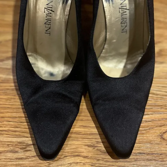 Yves Saint Laurent Paris Black Satin Pumps Heels  Size 7