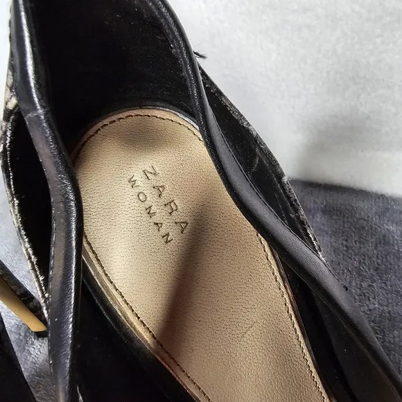 Zara Black Snakeskin Print  Pointed Toe Heels