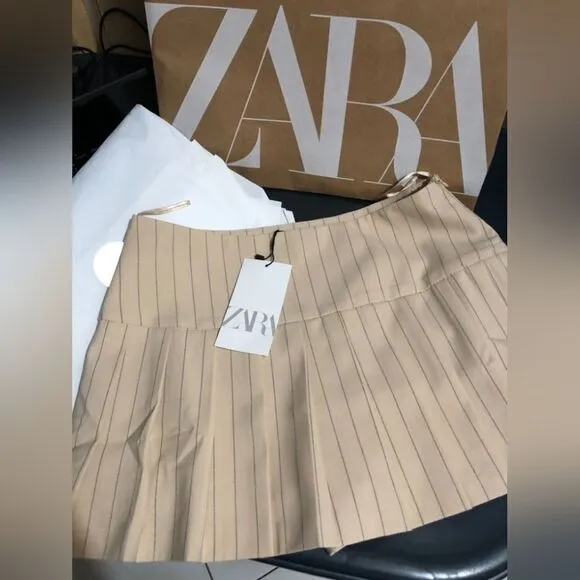ZARA Box Pleat Skorts NWT