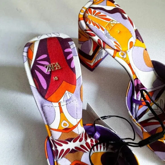 Zara Colorful Psychedellic Print Square toe Slides 36