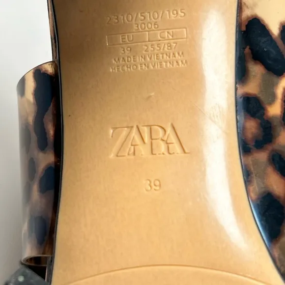 Zara Leopard Print Open Toed Heeled Mules | 39