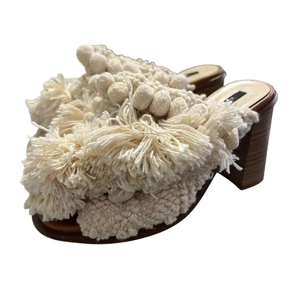 Zara Pom Pom Open Toe Mules Size 35 NWOT
