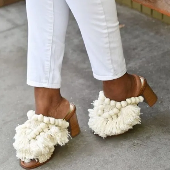 Zara Pom Pom Open Toe Mules Size 35 NWOT