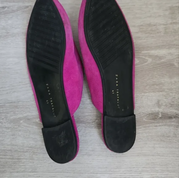Zara V Vamp Women's Pink Fuschia Suede Slip-On Mules