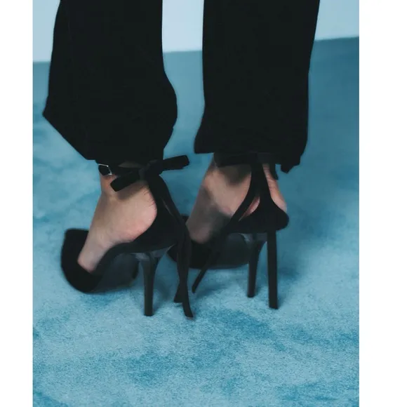 Zara VELVET LOOK BOW HIGH HEELS